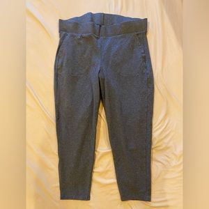 Torrid Stretch Capris‎ Yoga Pants Size 2